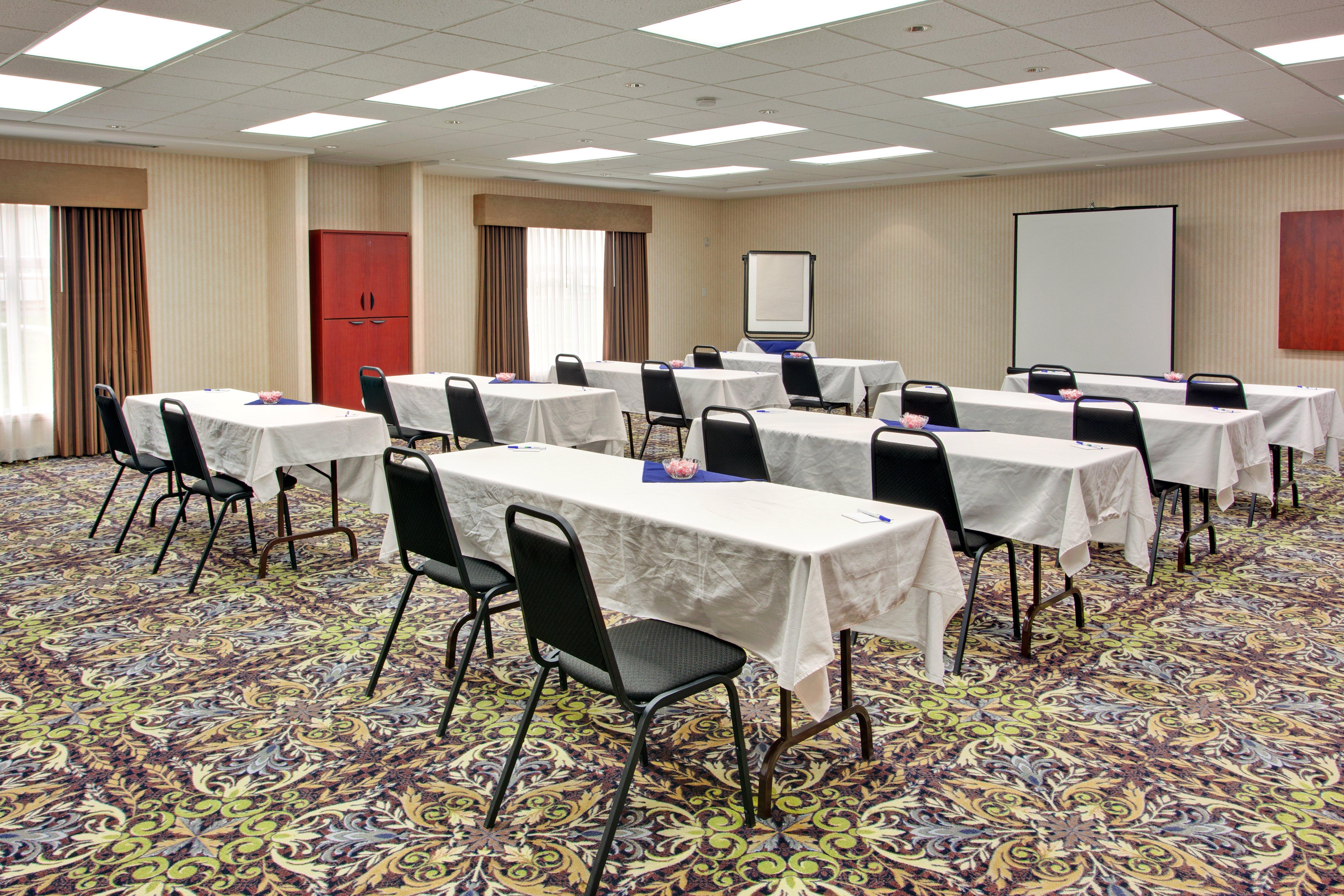 Holiday Inn Express Hotel & Suites - Edmonton International Airport By Ihg Ниску Экстерьер фото