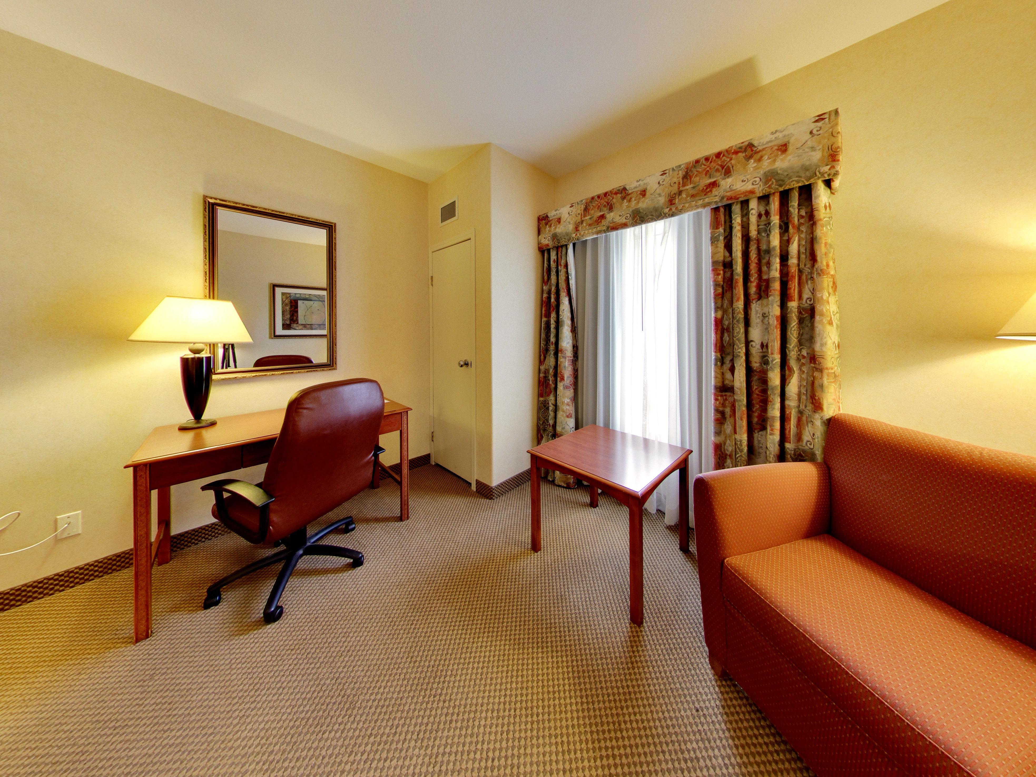 Holiday Inn Express Hotel & Suites - Edmonton International Airport By Ihg Ниску Экстерьер фото