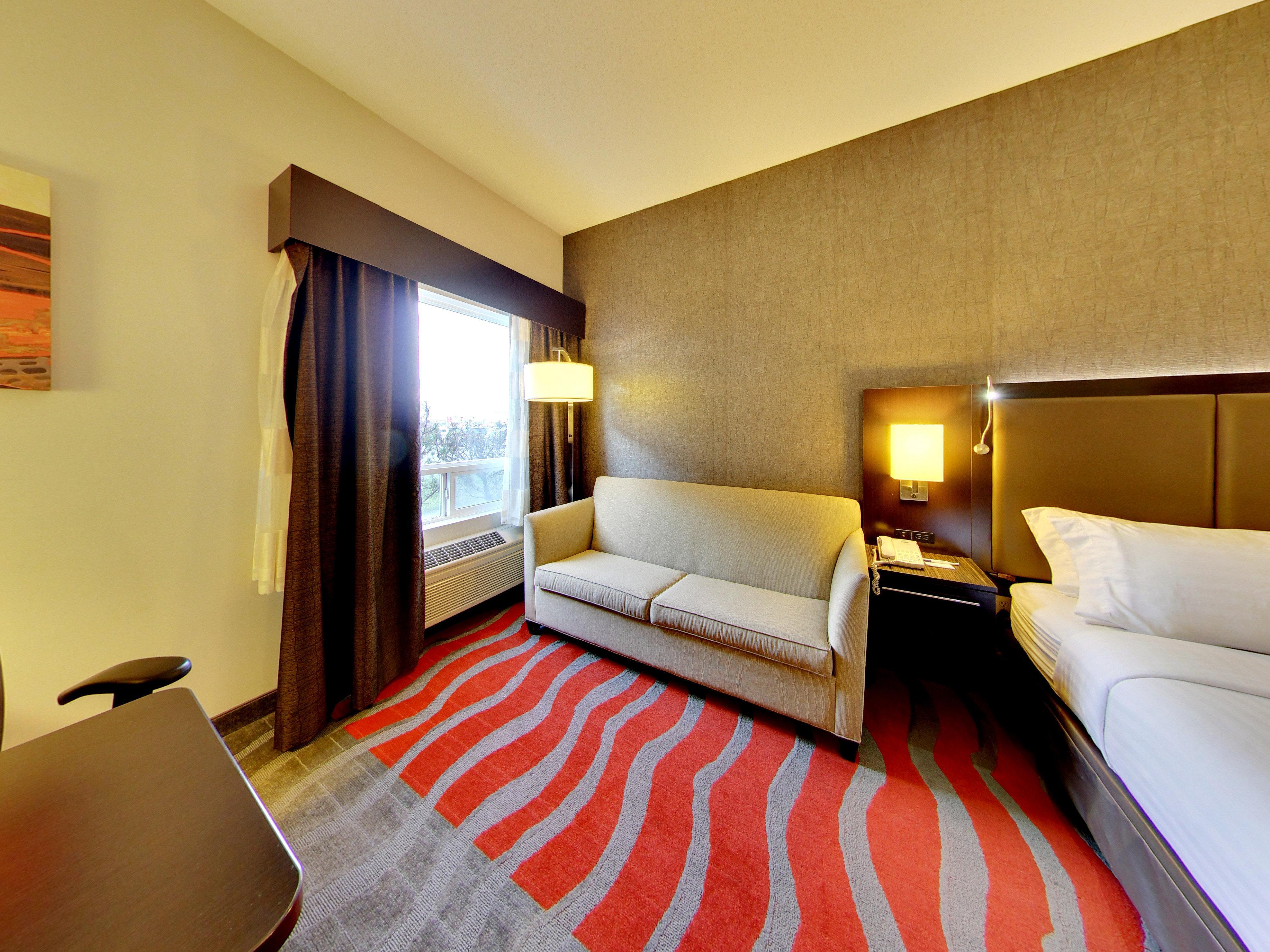 Holiday Inn Express Hotel & Suites - Edmonton International Airport By Ihg Ниску Экстерьер фото