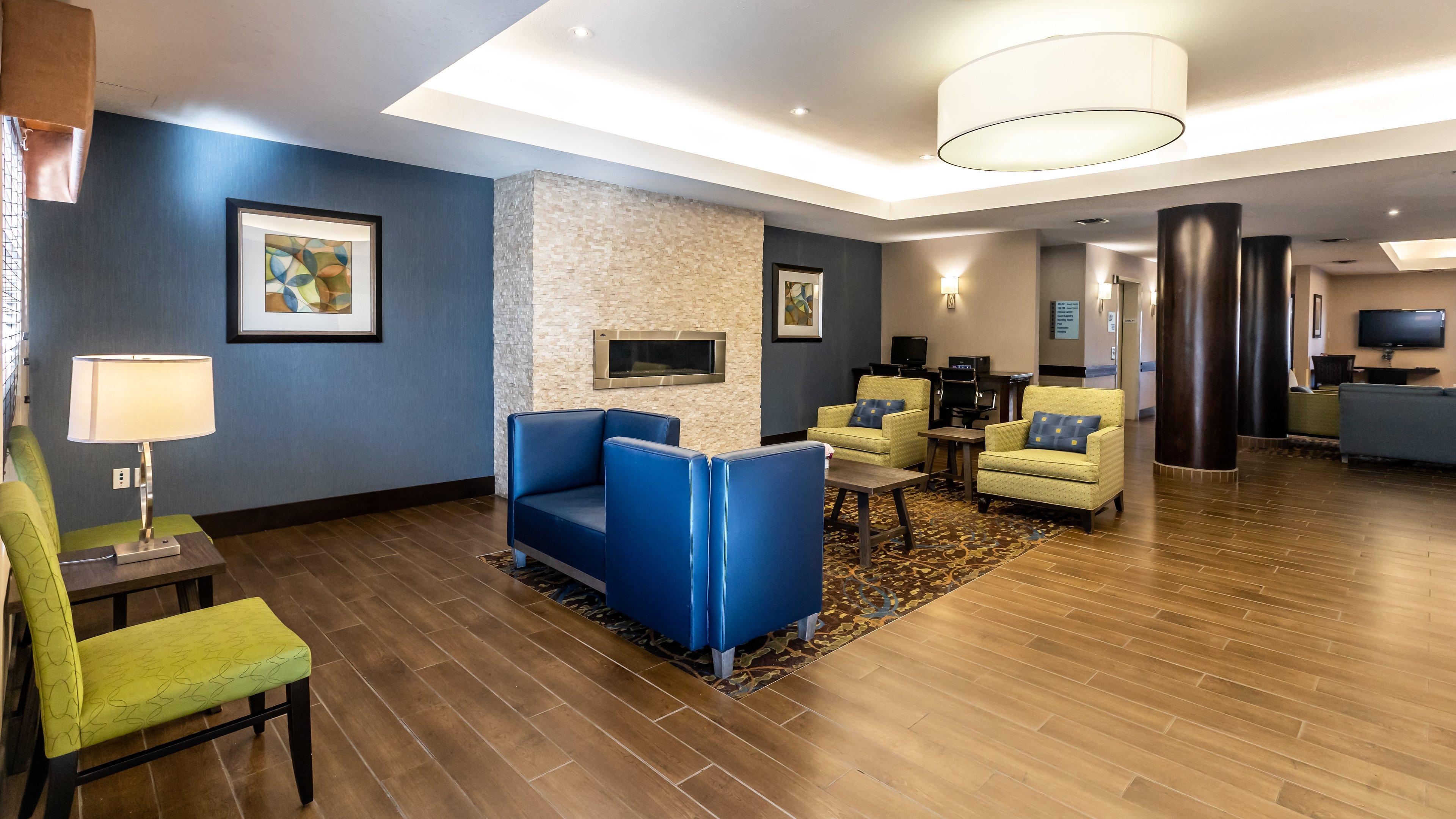 Holiday Inn Express Hotel & Suites - Edmonton International Airport By Ihg Ниску Экстерьер фото