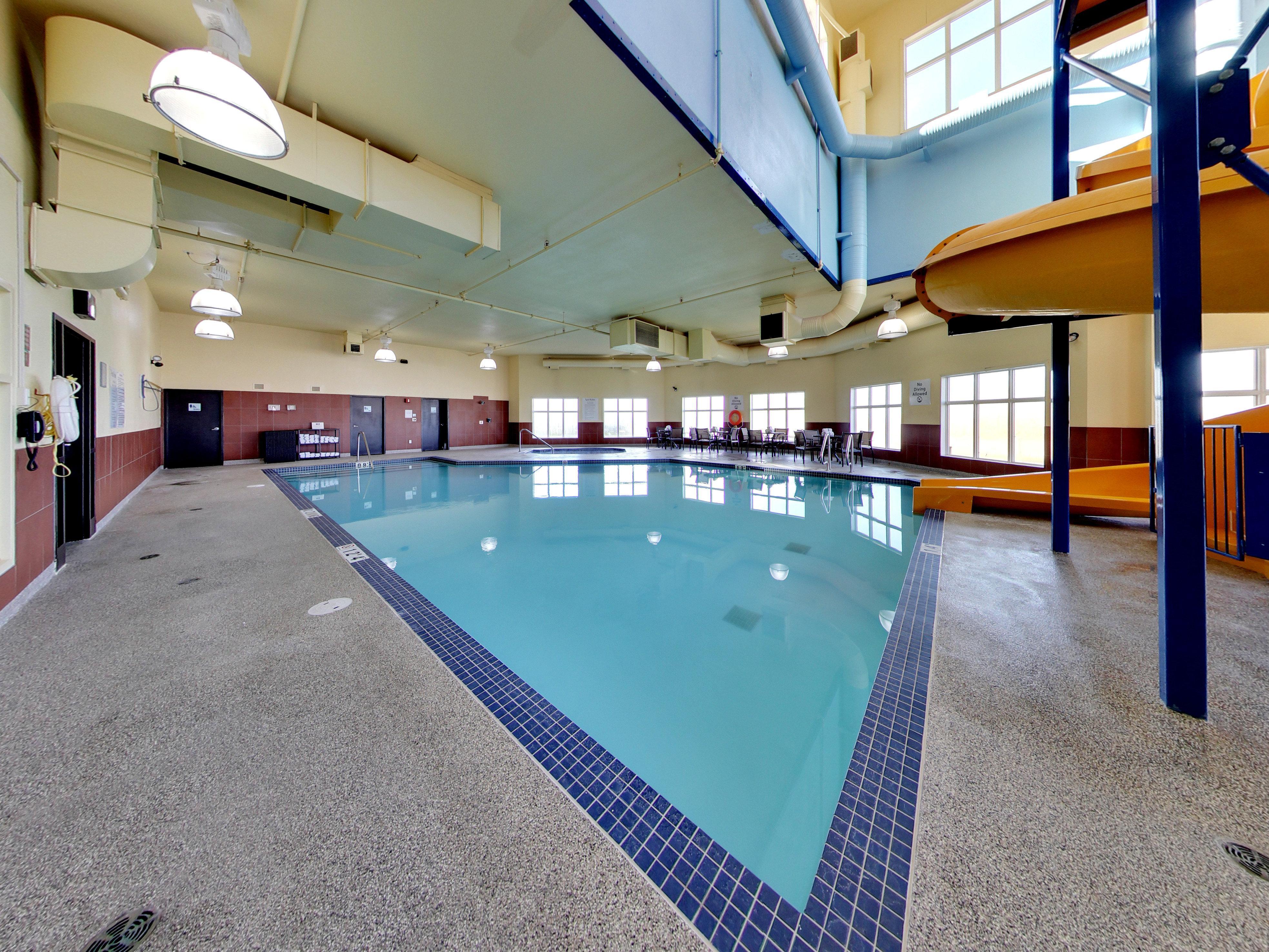 Holiday Inn Express Hotel & Suites - Edmonton International Airport By Ihg Ниску Экстерьер фото